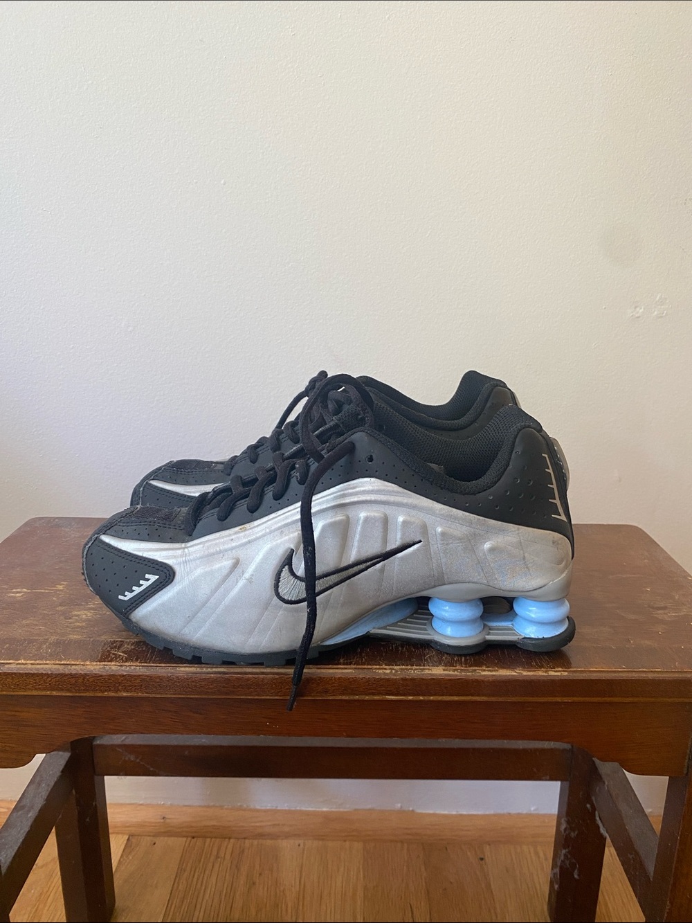 Nike Kids Black and Silver Shox Sneakers with Light Blue Columns